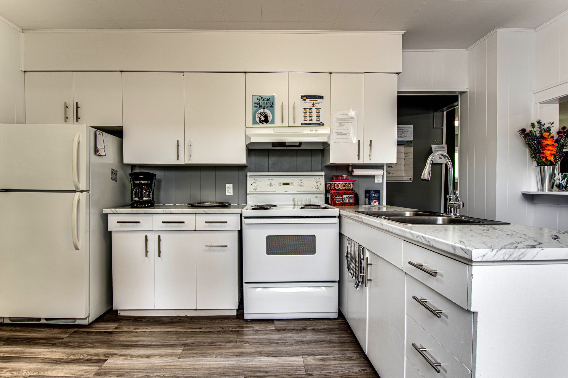 tj8uoep9jhrr4p7reqd6