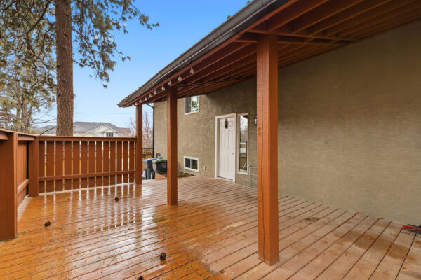 5187 Chute Lake Cres