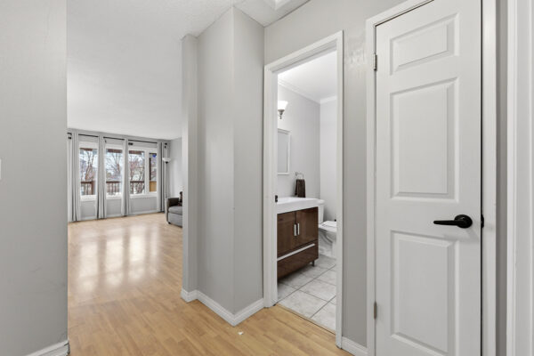 5187 Chute Lake Cres