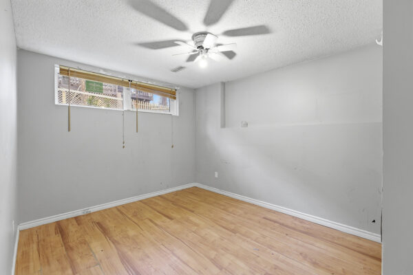 5187 Chute Lake Cres