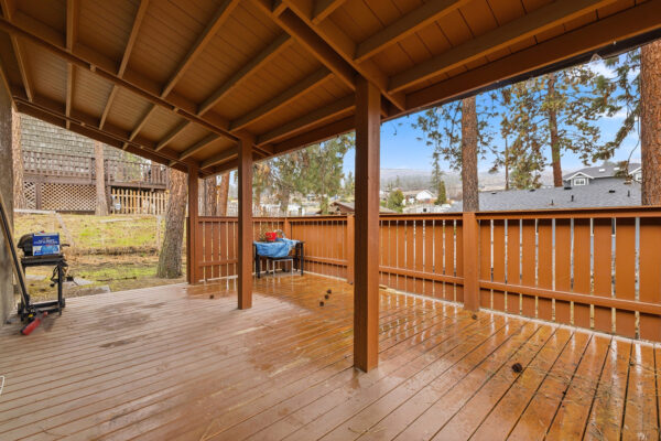 5187 Chute Lake Cres